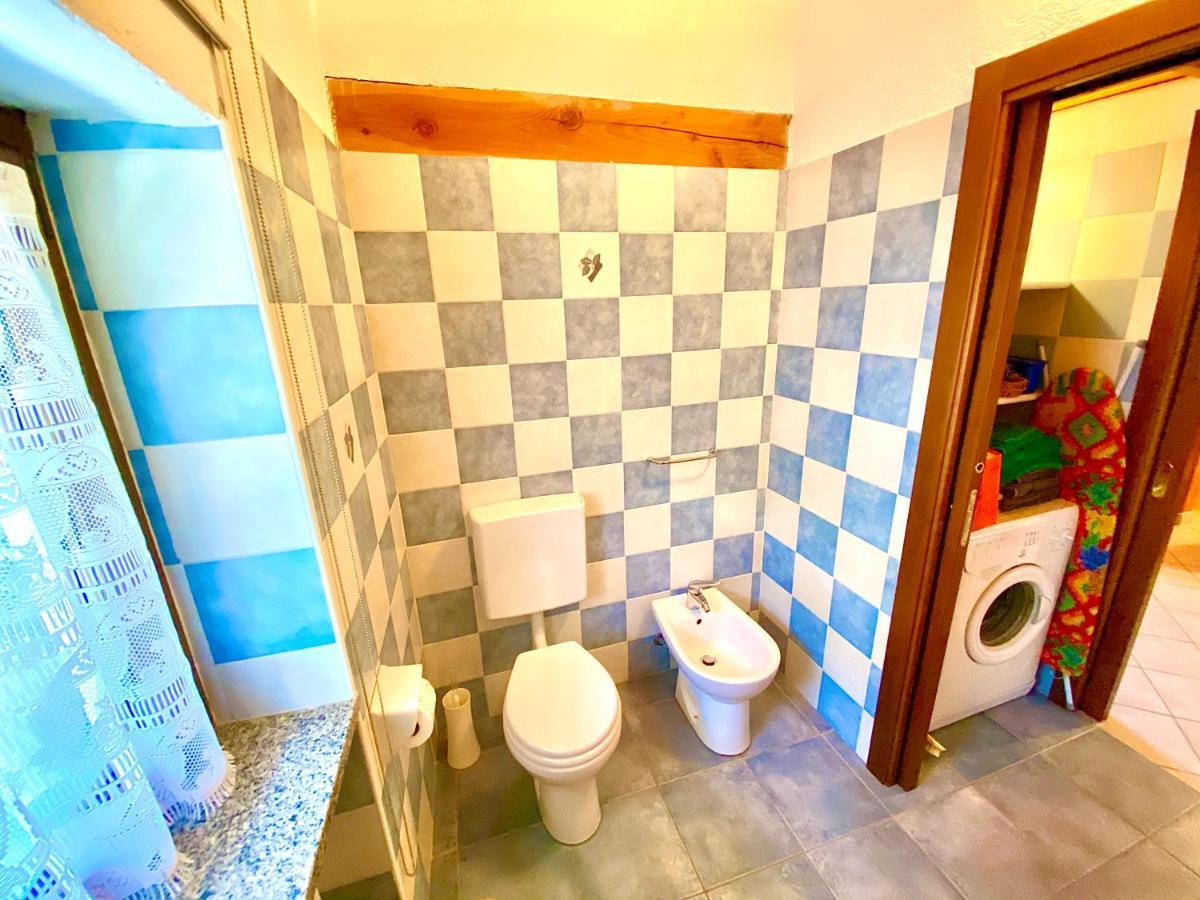 Appartement Attico Panoramico Con Soppalco à Gignod Extérieur photo